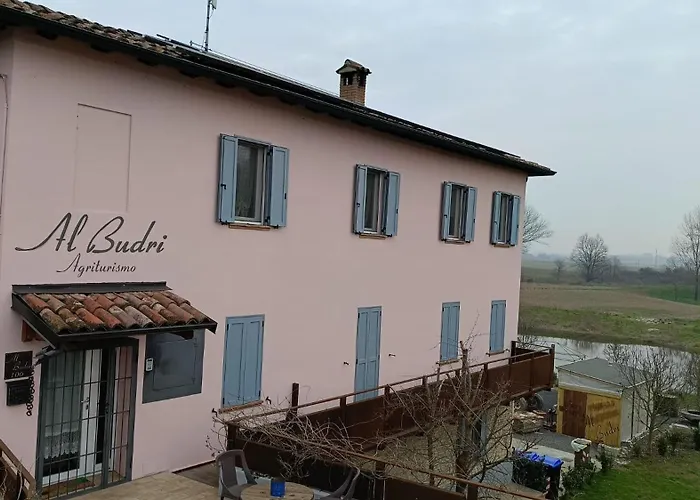 Al Budri Apartament Roccabianca